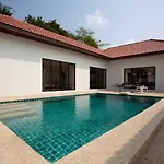 Majestic Residence