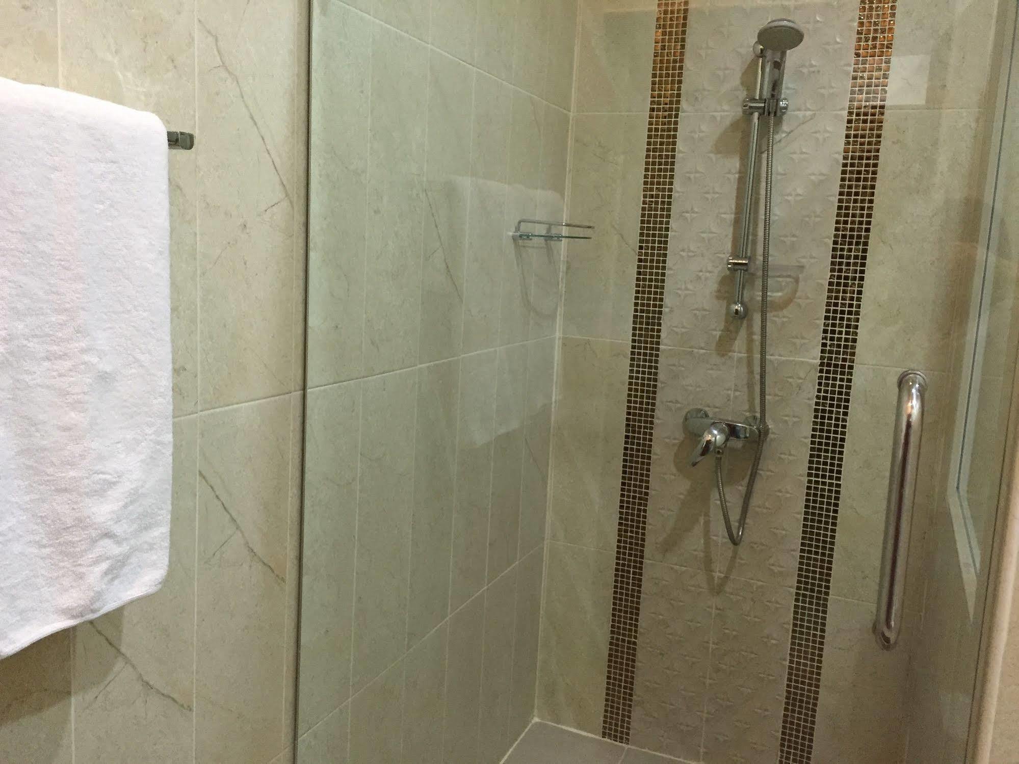 Hotel Majestic 3*